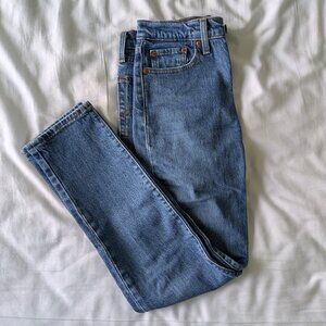Levi's Premium wedgie straight legged jeans 26Wx27L